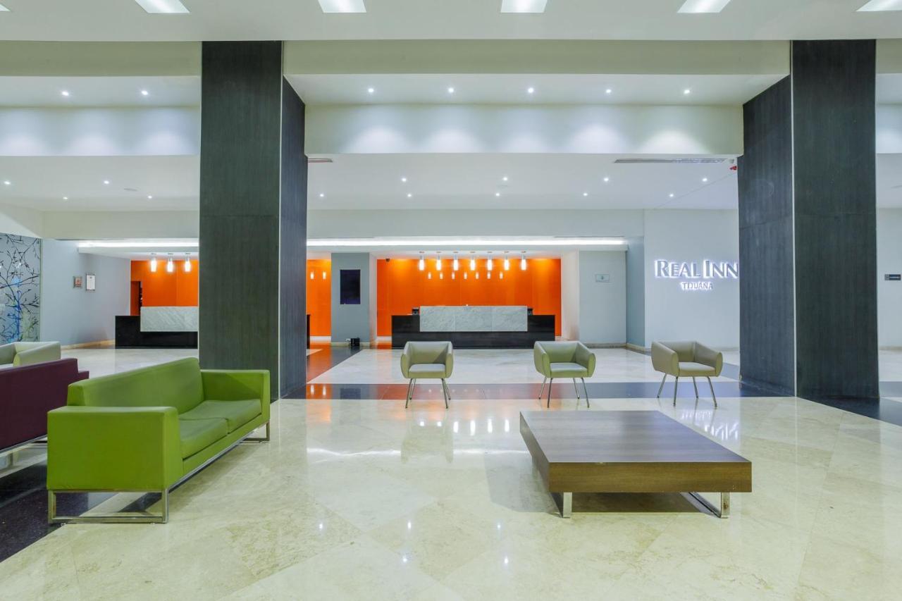 提华纳里尔酒店 外观 照片 Lobby of the hotel